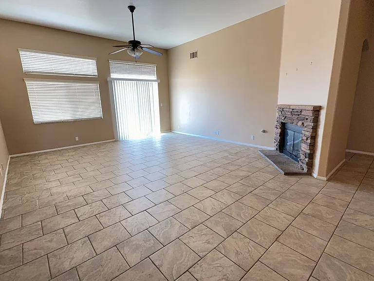 21247 Chardonnay Dr — Photo 13