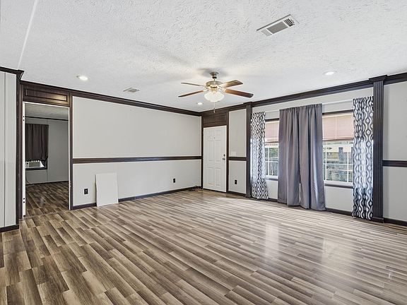 4th image of 1052 Bearcat Rd