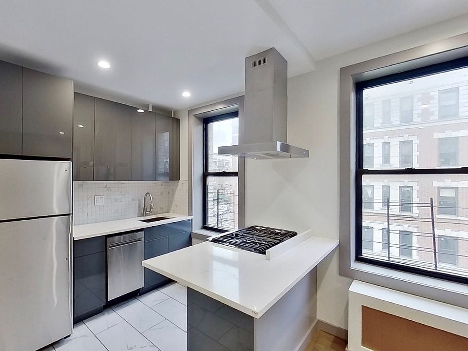1st image of 566 W 162nd St APT 56