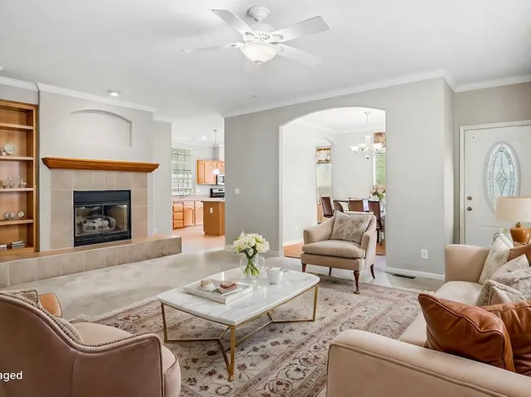61 Iris Drive, Calistoga, CA 94515
