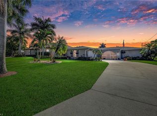 2006 SE 29th St, Cape Coral, FL 33904