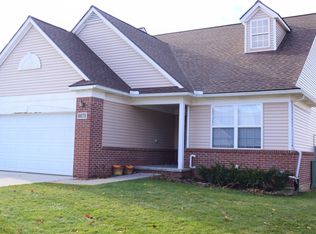 6679 Cortland Ave, Brighton, MI