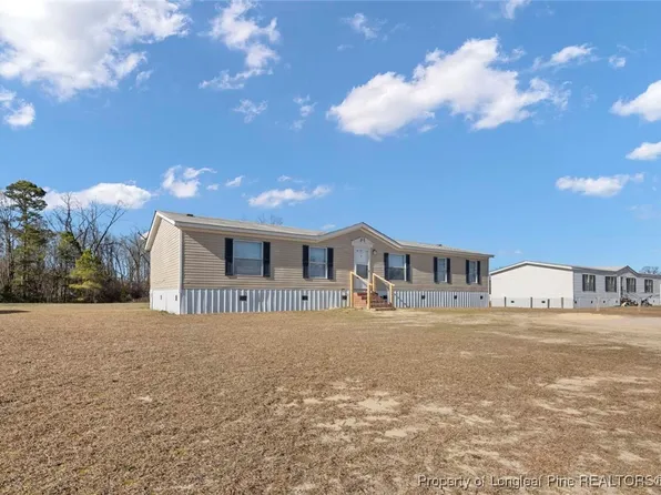 56 Lariat Dr, Parkton, NC 28371