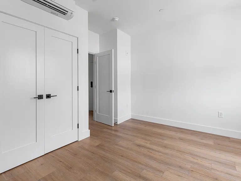 113 Ives Street — Photo 70