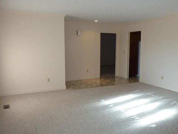 2nd image of 100 Brookshire Dr