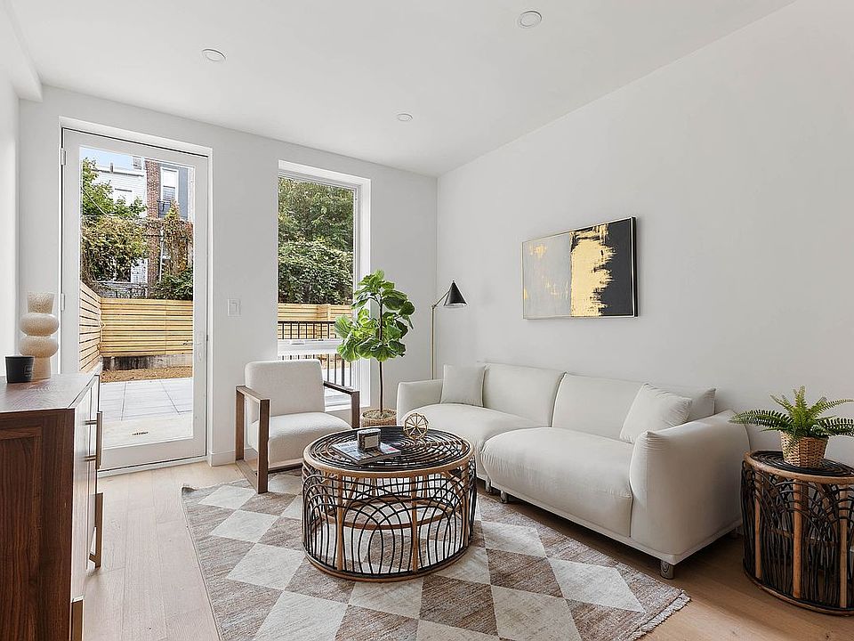 1st image of 1222 Putnam Ave #1B