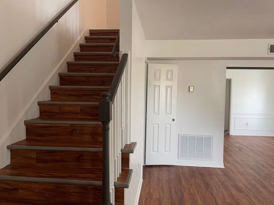 902 Jamestown Way, Jackson, MS 39211 Zillow