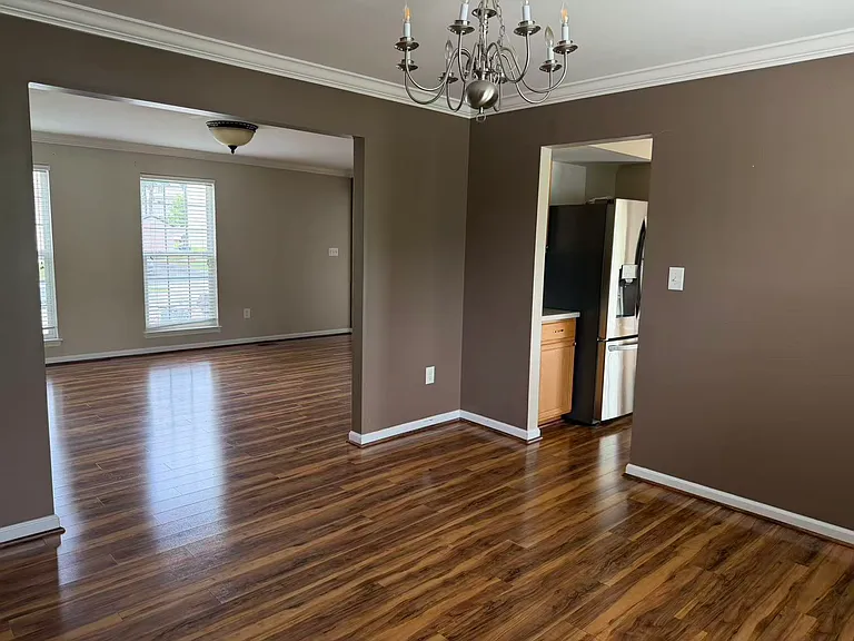 7726 Heathers Ln — Photo 30