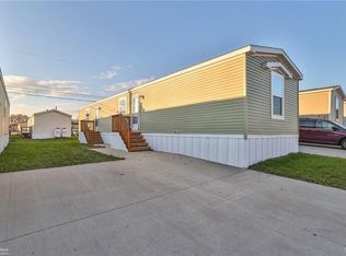1044 Dogwood St N, Laurys Station, PA
