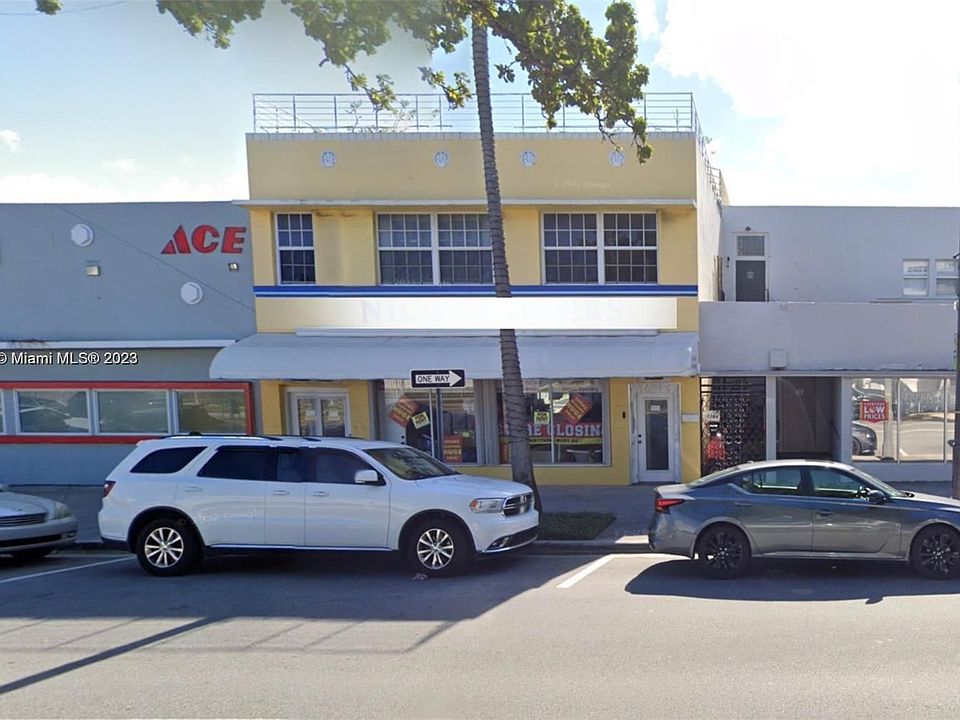 1st image of 1150 Normandy Dr #103
