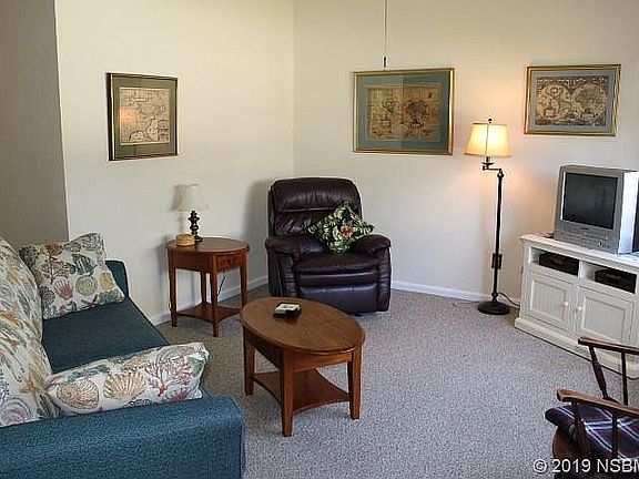 3rd image of 18 Eagle Ln