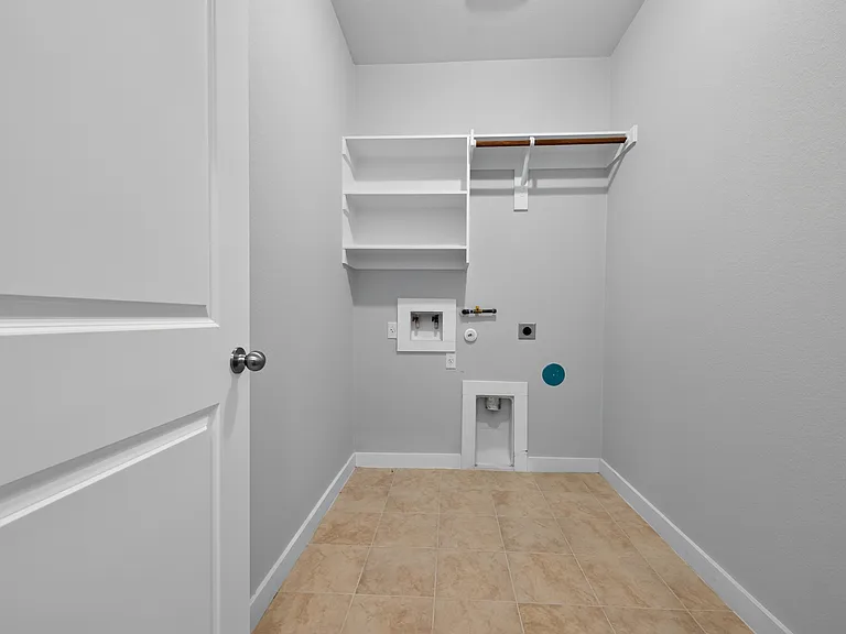 6904 Pleasanton Pkwy — Photo 15