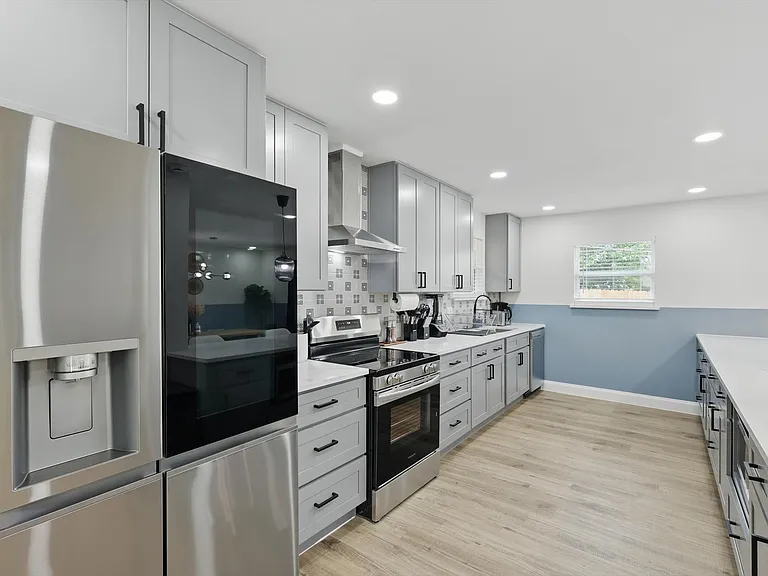 3321 Ridgehaven St — Photo 12