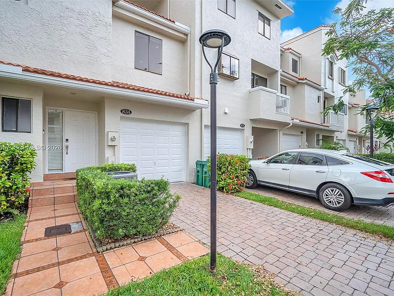 21391 Marina Cove Cir #14-K — Photo 2