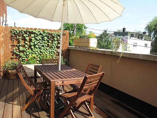 Sold by Realty Collective | media 12