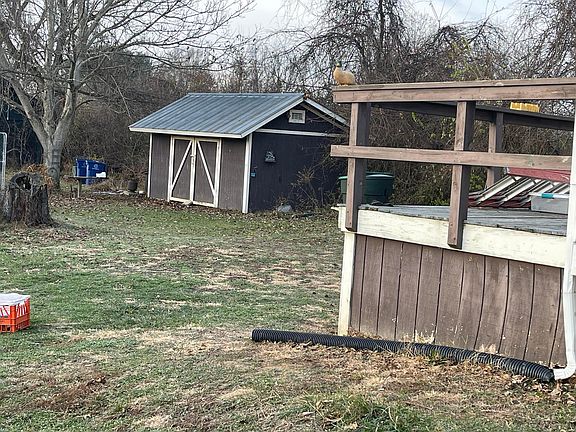 5th image of 3411 Refugee Rd
