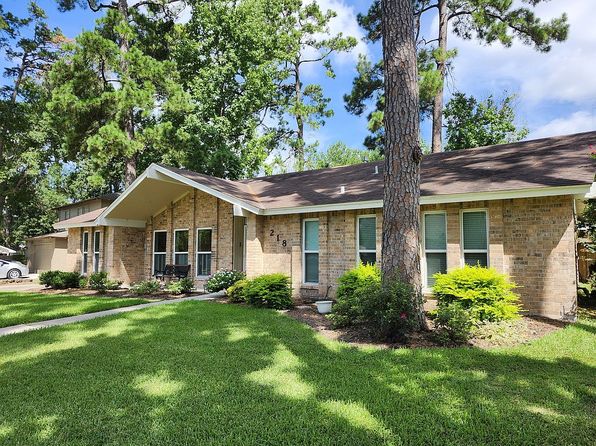 218 Tree Trunk Dr