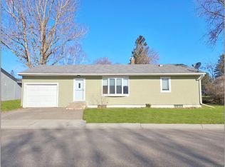 1009 3rd St SE, Wadena, MN 56482