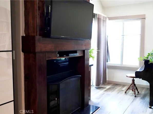 1100 Newport Ave Unit 403, Long Beach, CA 90804