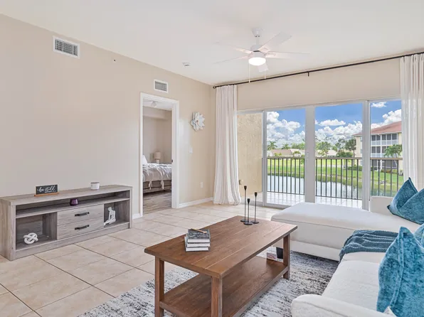 10000 Maddox Ln, Bonita Springs, FL