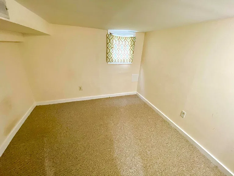 666 Melvin Dr — Photo 15