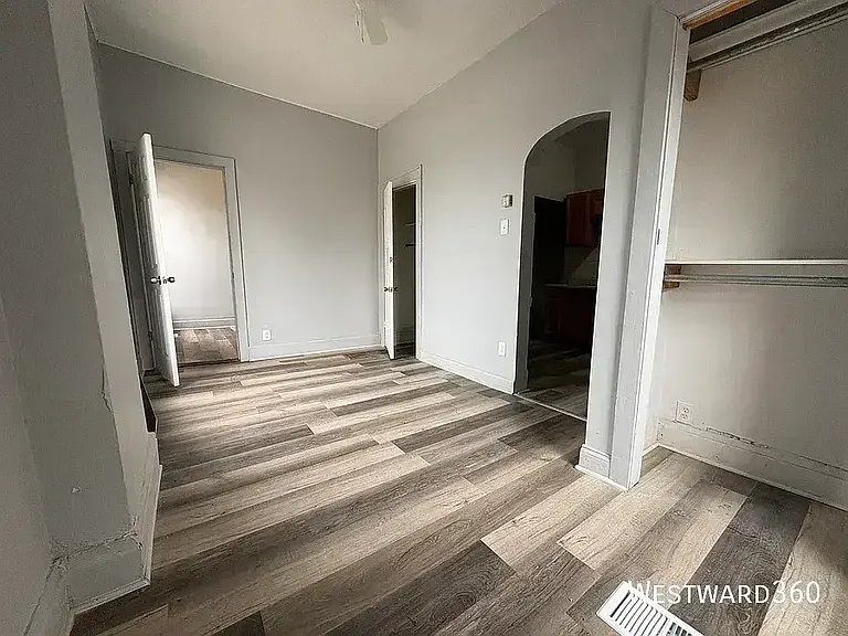 7122 S Wentworth Ave #2F — Photo 4