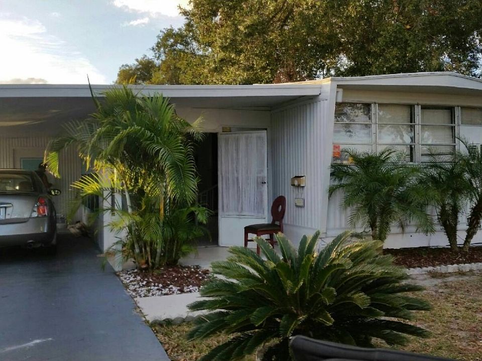 1st image of 2544 Cadillac Ave