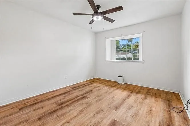 5751 Carlisle Ct — Photo 22