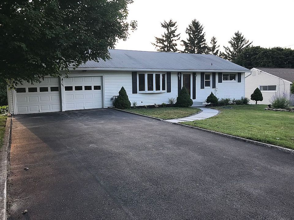 1st image of Mansfield Dr