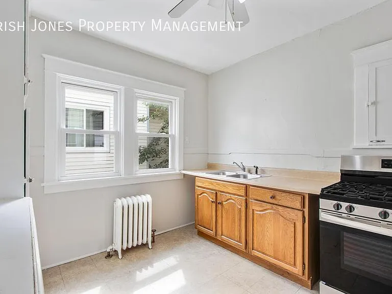 514 Tacoma Ave #2 — Photo 7