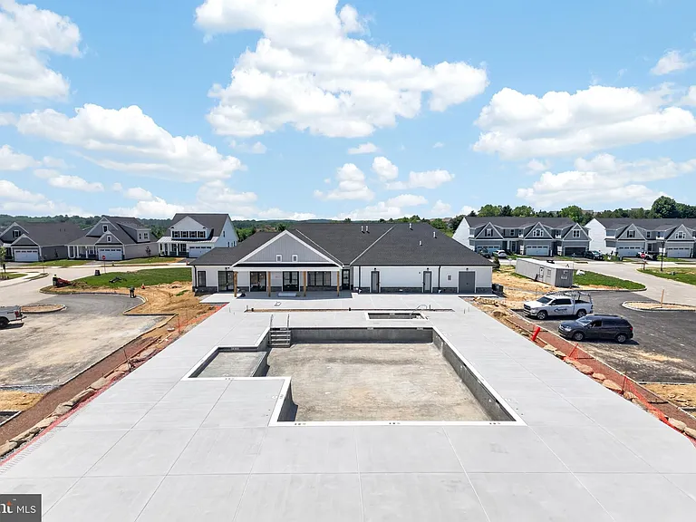 1422 Gilray Dr — Photo 46