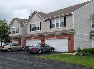 1306 W Black Wolf Rd, Round Lake, IL 60073