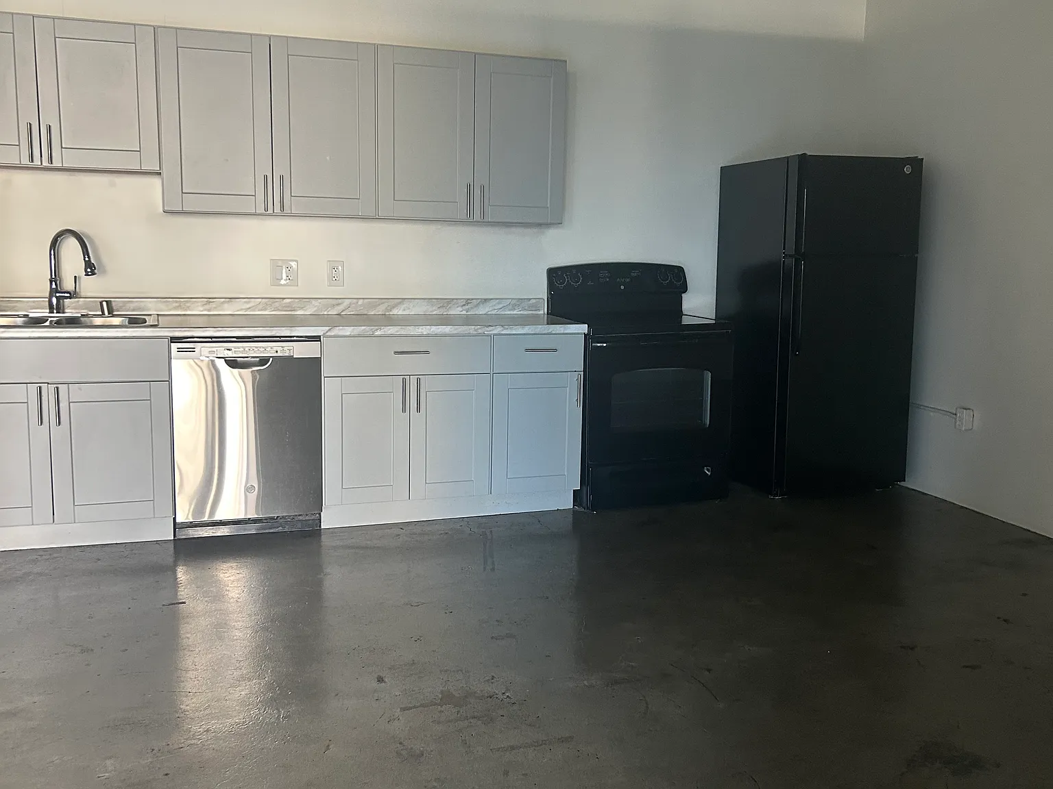 2 bed, 1339 sqft, $3,500 — Photo 4
