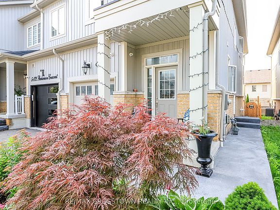 3rd image of 172 Parkinson Cres #6