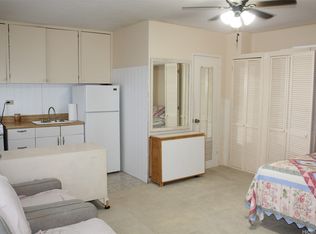 235 Liliuokalani Ave APT 235, Honolulu, HI 96815