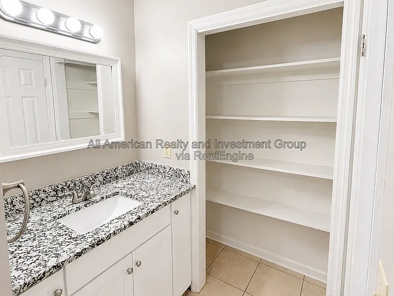 939 Tanager Rd #8 — Photo 8