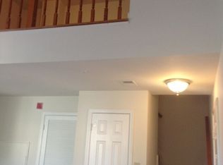 9917 Gable Ridge Ter APT A, Rockville, MD 20850