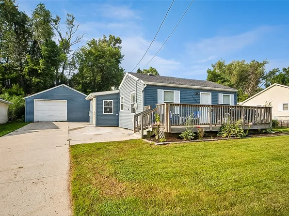 1204 Spring St, Des Moines, IA 50315
