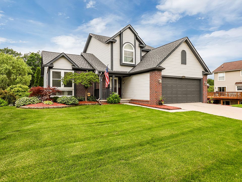 1st image of 4351 W Pointe Dr