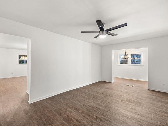 4th image of 534 Pierpont Avenue Ext