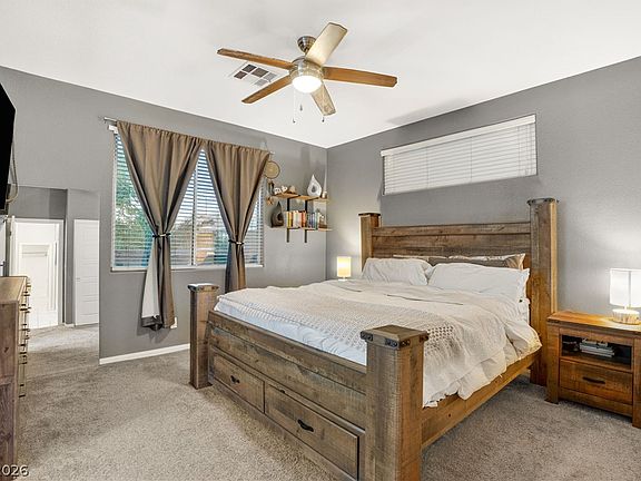 5th image of 9539 Windborne Ave