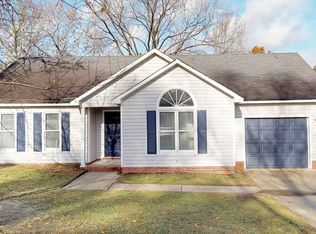 5435 Archer Rd, Hope Mills, NC 28348