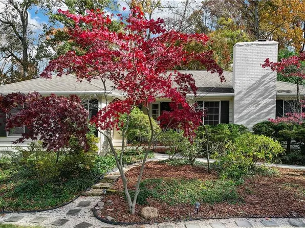 2408 Hawthorne St, Greensboro, NC 27408