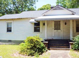 214 Cox St, Simpsonville, SC 29681