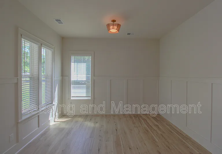 3633 Happyland Blvd — Photo 4