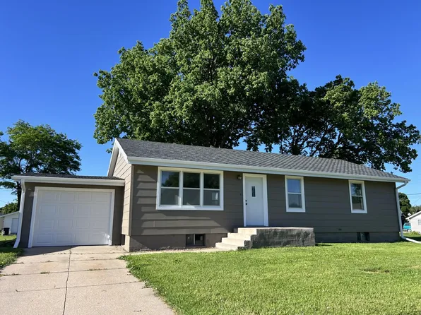 111 W Spruce Ave, Norfolk, NE 68701