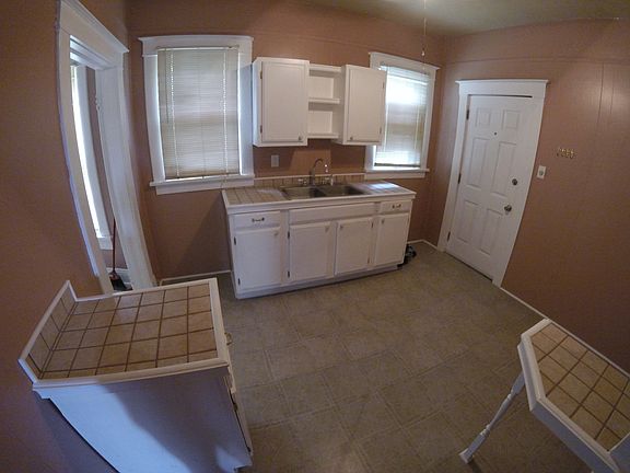 3rd image of 1618 S 22nd St