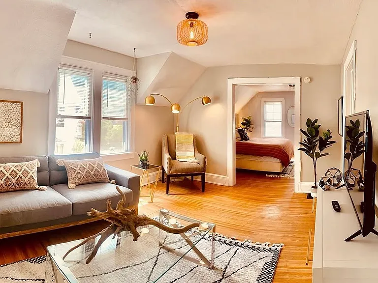 8 Alvin Pl — Photo 17