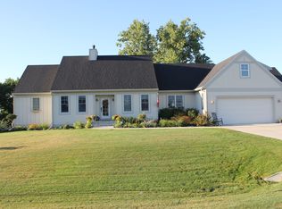 1060 Istas Ln SW, Oronoco, MN 55960