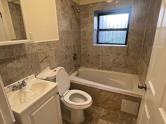 5th image of 6939 S Dorchester Ave #3N